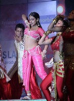 Vidya Balan Hot Pics